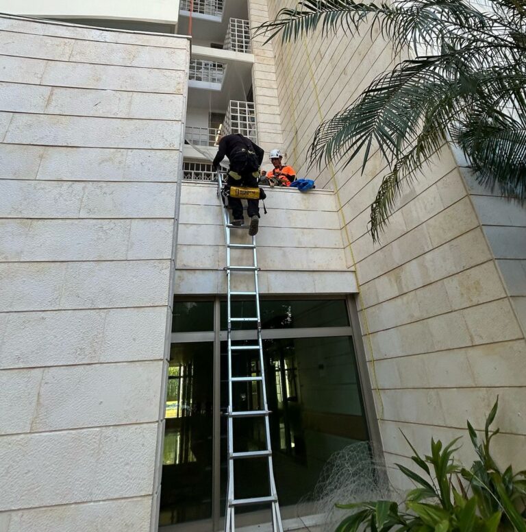 איש סנפלינג בגובה